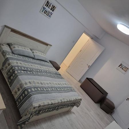 Apartament Flo 康斯坦察 外观 照片