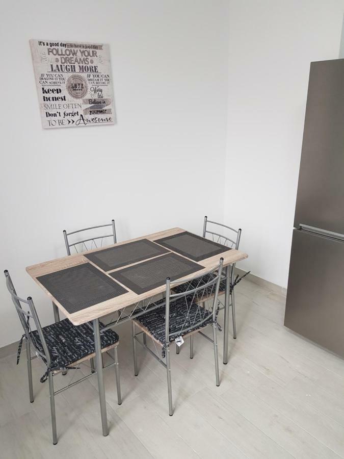 Apartament Flo 康斯坦察 外观 照片